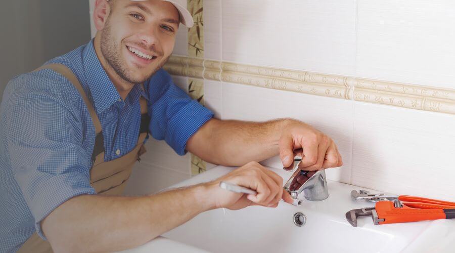 Handle or spout repair in Warsaw, NC